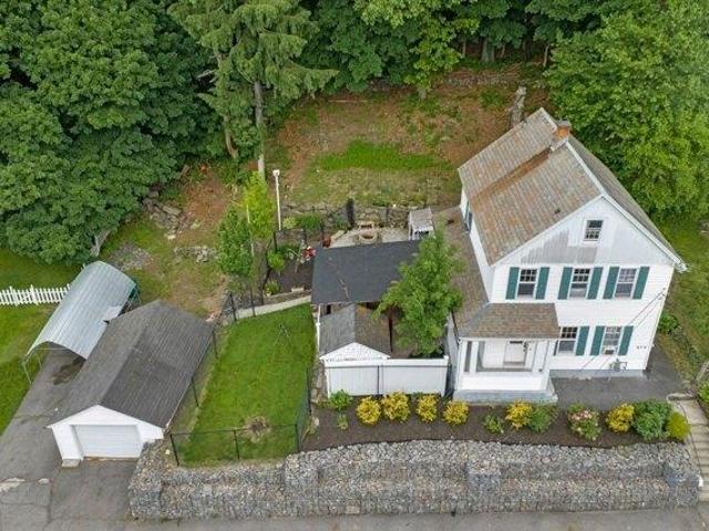 house with 3 bedroom, Fitchburg MA ES104329896
