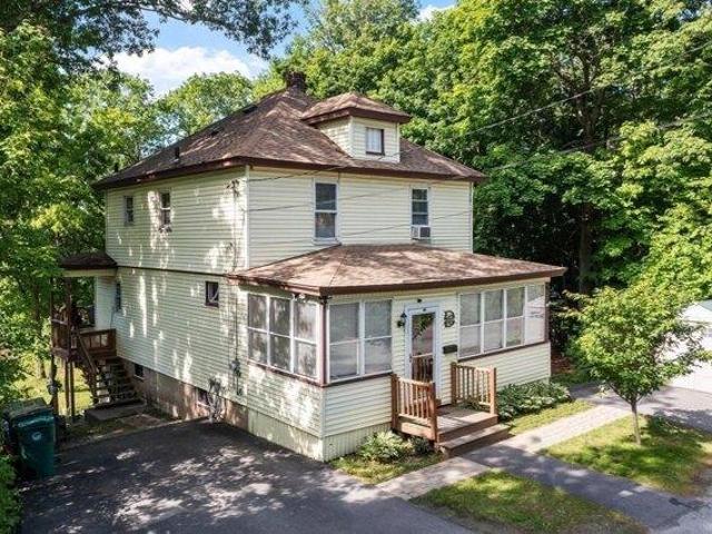 house with 3 bedroom, Fitchburg MA ES105425124