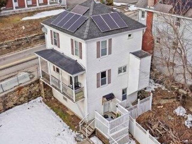 house with 3 bedroom, Fitchburg MA ES105439504