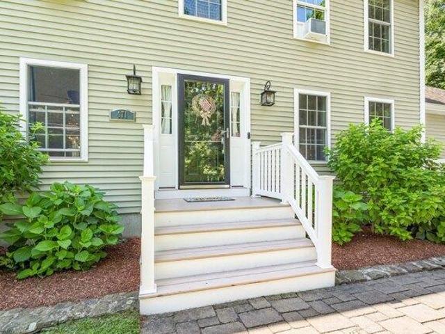 house with 3 bedroom, Fitchburg MA ES105316231