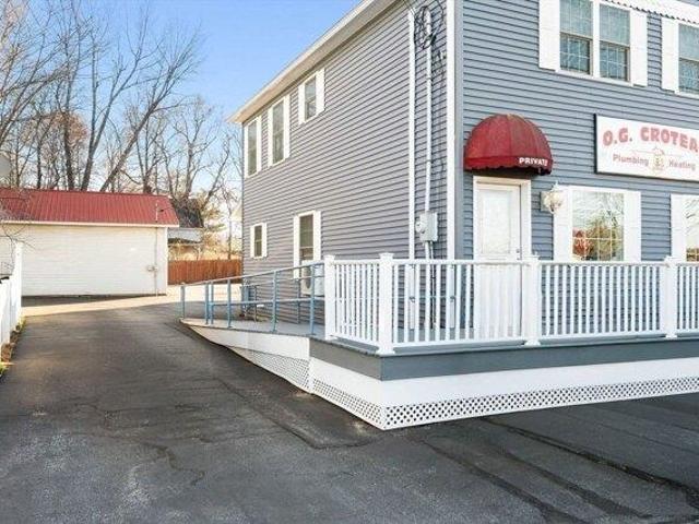 house with 3 bedroom, Fitchburg MA ES105317154