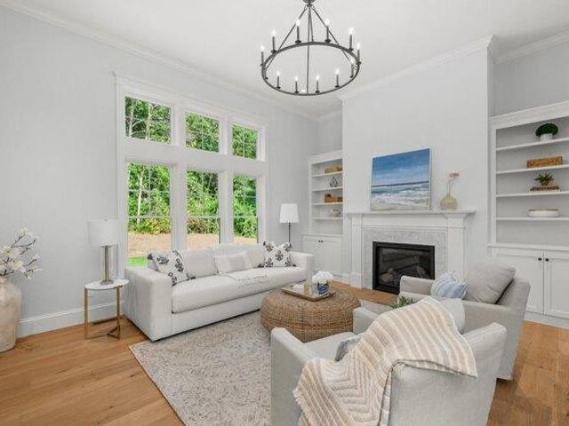 house with 3 bedroom, Forestdale MA ELS105242219