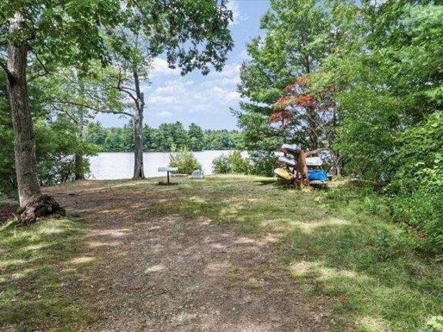 house with 3 bedroom, Foxboro MA ES105588165