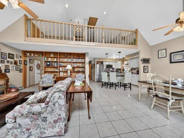 house with 3 bedroom, Florida NY ES105319213