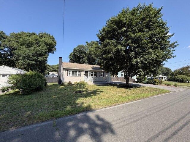 house with 3 bedroom, Framingham MA ES105404312