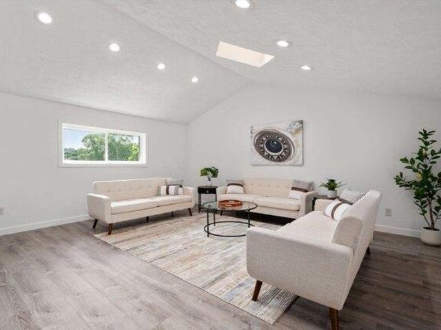 house with 3 bedroom, Framingham MA ES105441908