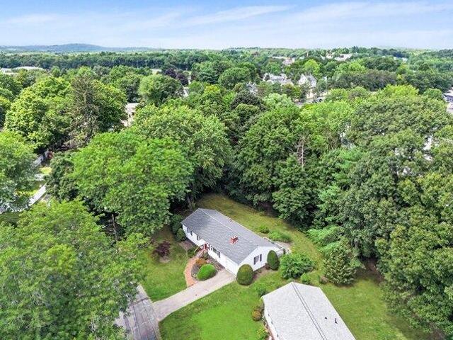 house with 3 bedroom, Framingham MA ES105478732