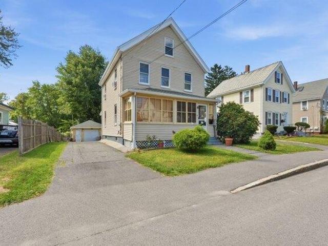 house with 3 bedroom, Framingham MA ES105559790