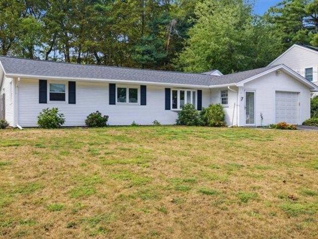 house with 3 bedroom, Framingham MA ES105609910