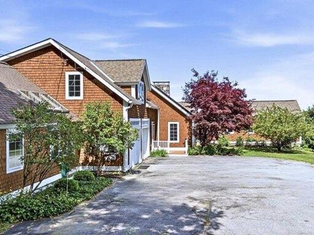 house with 3 bedroom, Francestown NH ES105401936