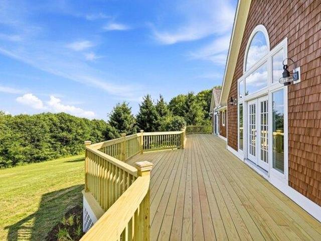 house with 3 bedroom, Francestown NH ES105559224