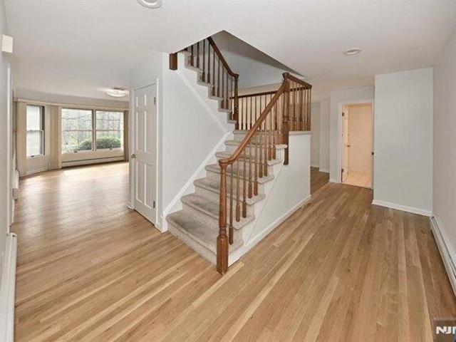 house with 3 bedroom, Franklin Lakes NJ ES103602287
