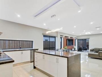 Mount Cottrell, Victoria - Parking, Equipped kitchen