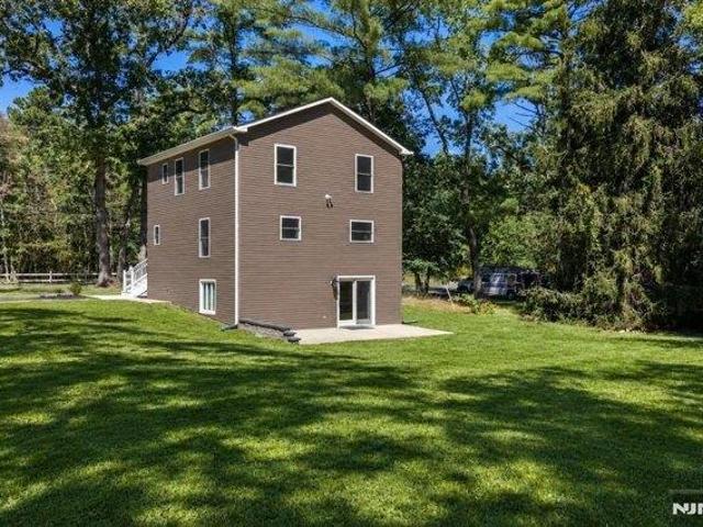 house with 3 bedroom, Freehold NJ ES105493354