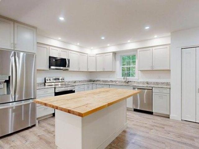 house with 3 bedroom, Gardiner ME ES105830147