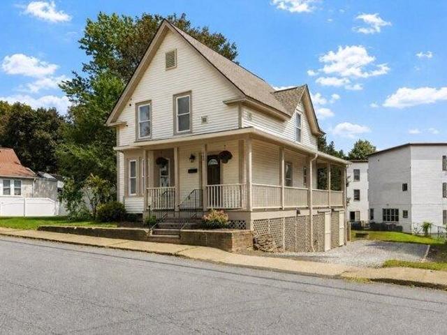 house with 3 bedroom, Gardner MA ES105438828