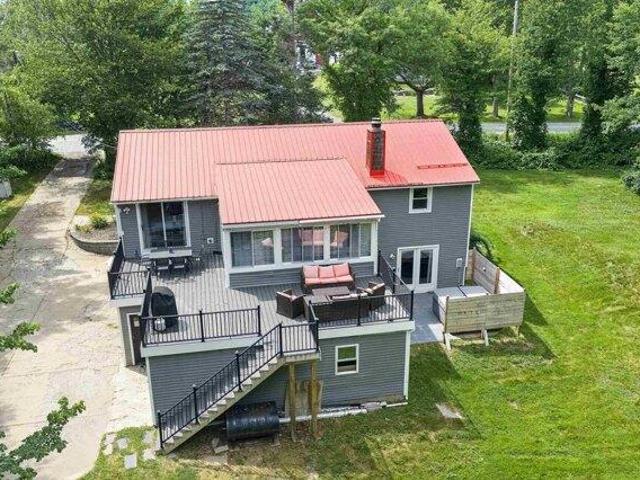 house with 3 bedroom, Gilford NH DS104153112
