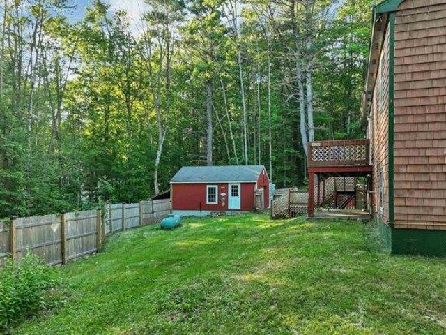 house with 3 bedroom, Gilford NH ES105534459