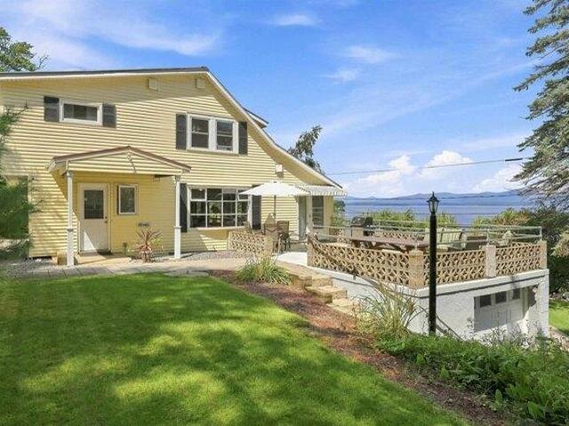 house with 3 bedroom, Gilford NH ES105650345