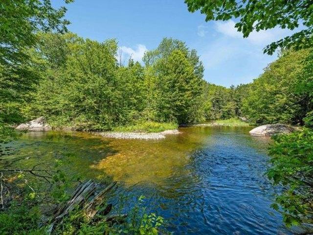 house with 3 bedroom, Gorham NH ES105652996