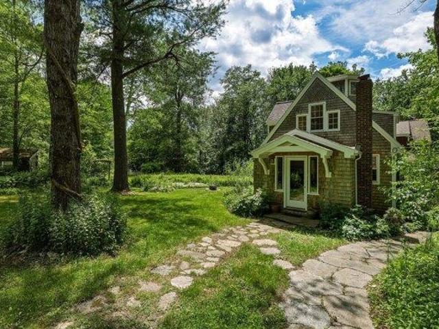 house with 3 bedroom, Goshen MA ES105399774