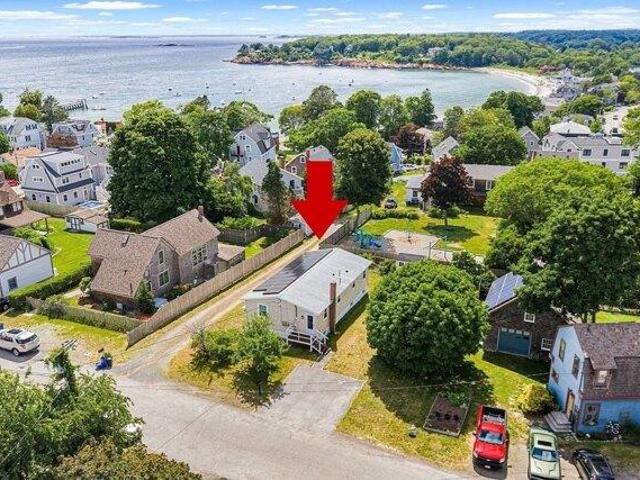 house with 3 bedroom, Gloucester MA ES105426403
