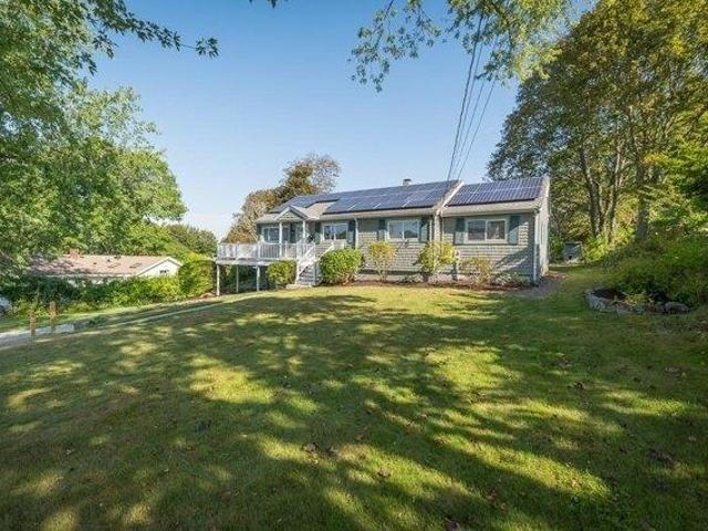 house with 3 bedroom, Gloucester MA ES105587822