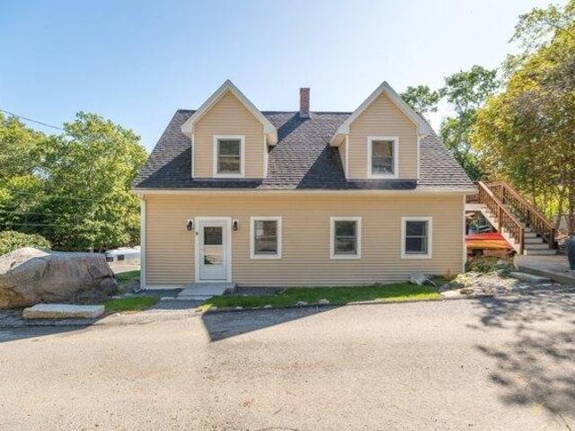 house with 3 bedroom, Gloucester MA ES105614285