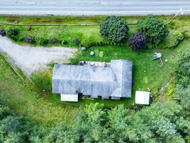 house with 3 bedroom, Glover VT ES105417757