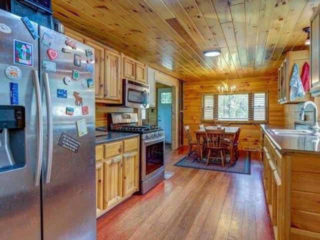 house with 3 bedroom, Gloversville NY ES105319562