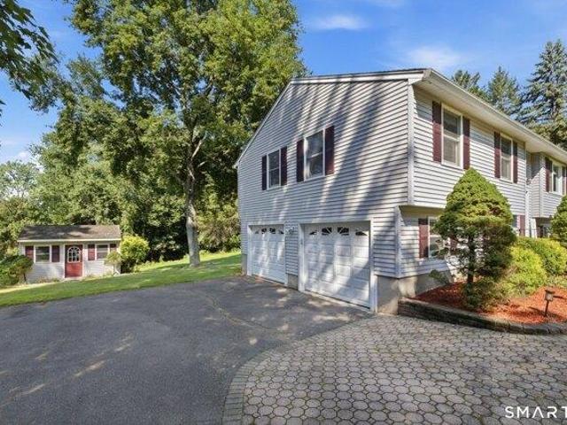 house with 3 bedroom, Glastonbury CT ES105537471