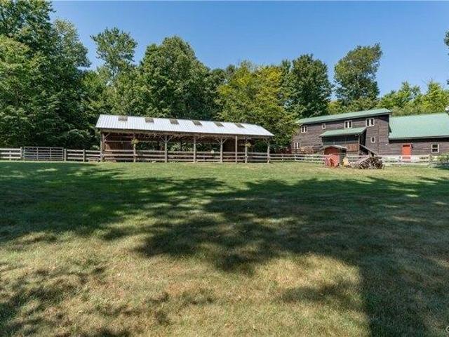 house with 3 bedroom, Glenfield NY ES105288280