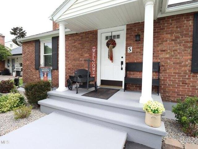 house with 3 bedroom, Glenville NY ES105289943