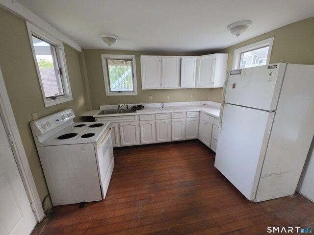 house with 3 bedroom, Groton CT ES105693868