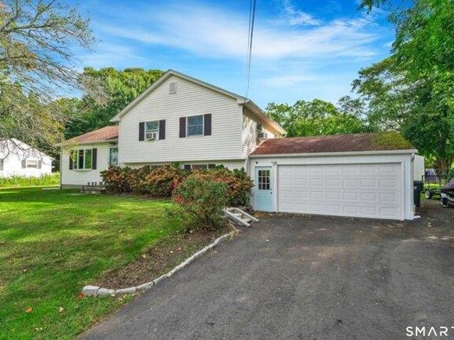 house with 3 bedroom, Groton CT ES105928296