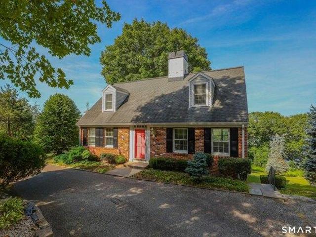 house with 3 bedroom, Groton CT ES106050148