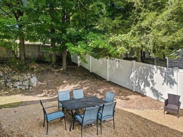 house with 3 bedroom, Groveland MA ES105513615