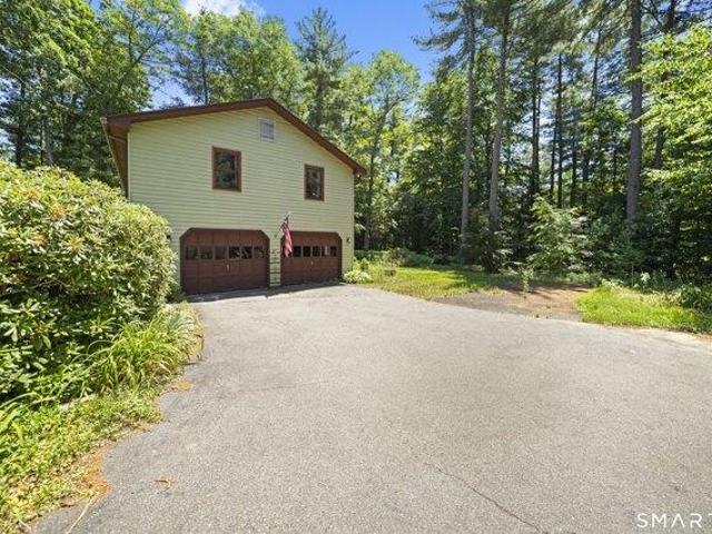 house with 3 bedroom, Granby CT ES104568425