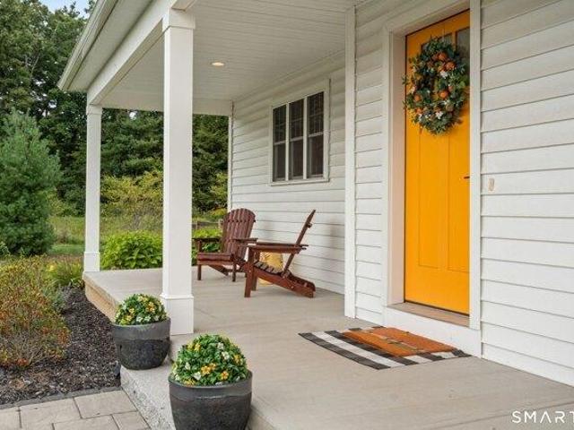 house with 3 bedroom, Granby CT ES105576370
