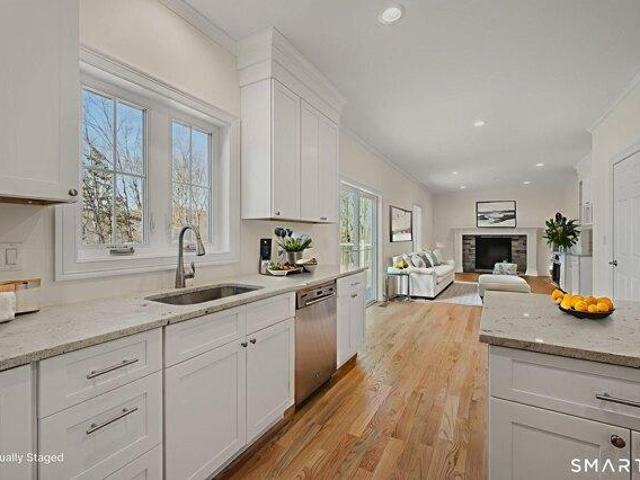 house with 3 bedroom, Guilford CT ES105442202