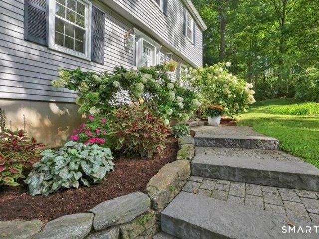 house with 3 bedroom, Guilford CT ES105415339