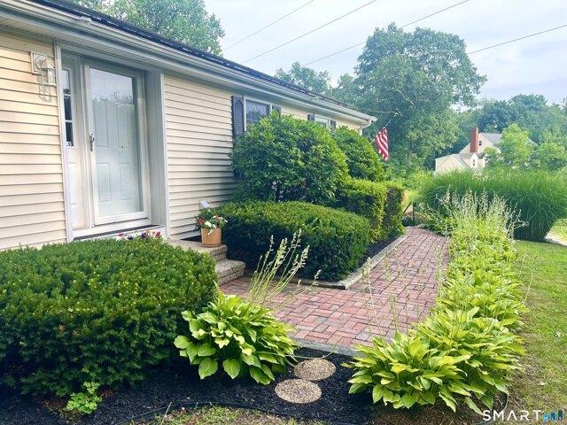 house with 3 bedroom, Guilford CT ES105416273