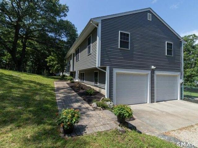 house with 3 bedroom, Guilford CT ES105417786