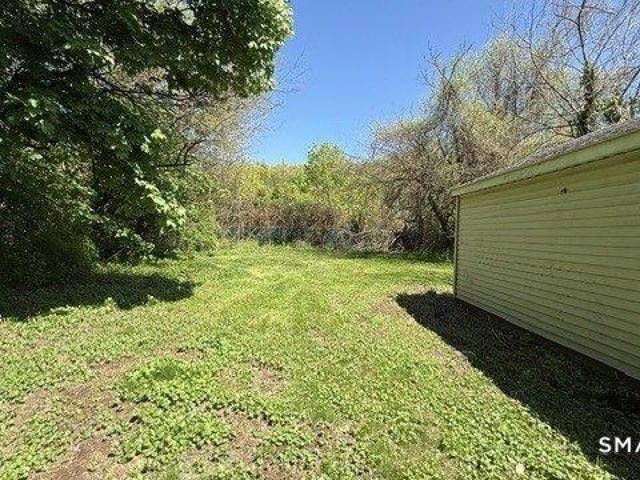 house with 3 bedroom, Hamden CT ES105428398