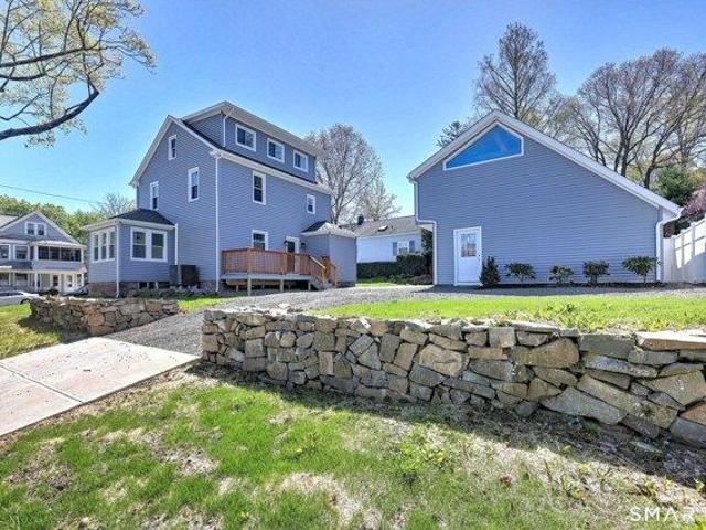 house with 3 bedroom, Hamden CT ES105441002