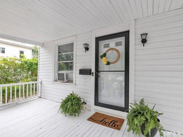 house with 3 bedroom, Hamden CT ES105651406
