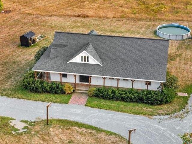 house with 3 bedroom, Hampden ME ES105714282