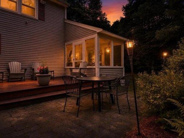 house with 3 bedroom, Hampstead NH ES104444957