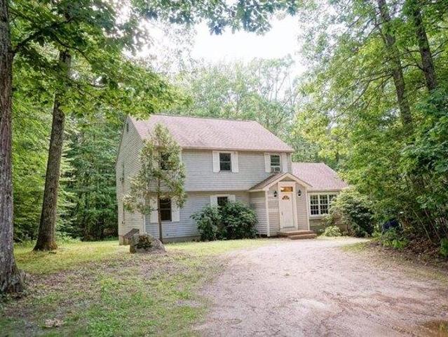 house with 3 bedroom, Hampstead NH ES104513334