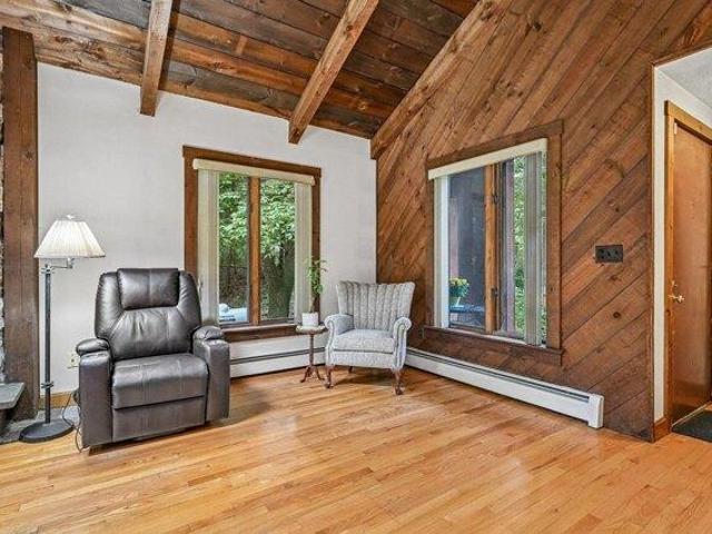 house with 3 bedroom, Hampstead NH ES105474410